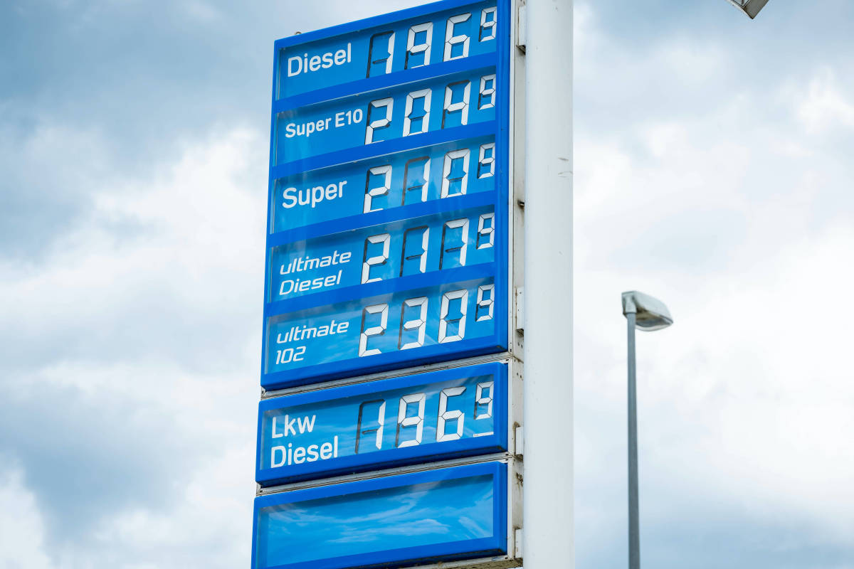 20220601-image-imago-mb-Steigende Benzinpreise
